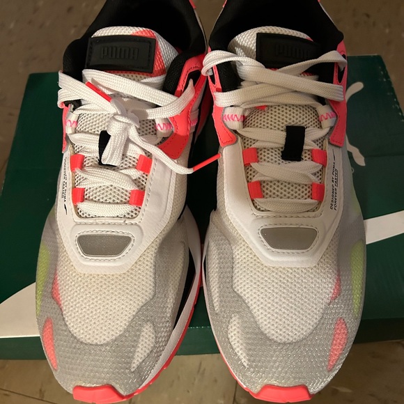 Puma Mirage Tech Paradise. Mens size 8.5, Condition New - Picture 2 of 4
